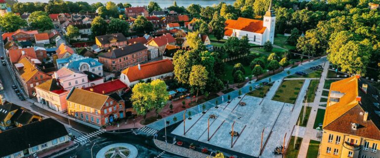 Jalutuskäik kohalikuga Viljandi linnas (Siim Verner Teder).
