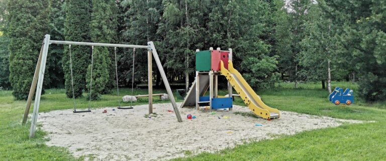 Sindi Sõpruse pargi mänguplats (Elen Juurma).